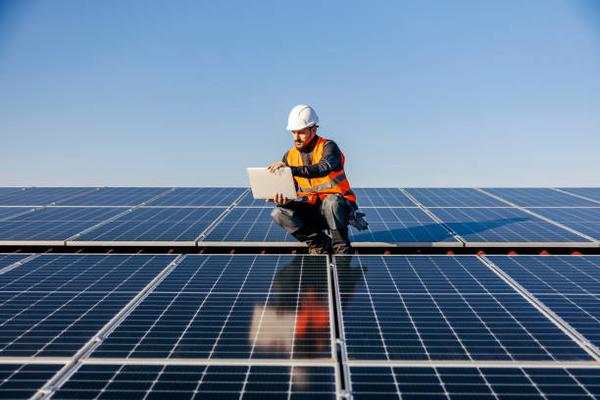 How Solar Panel Installation Saves You Money on Energy Bills